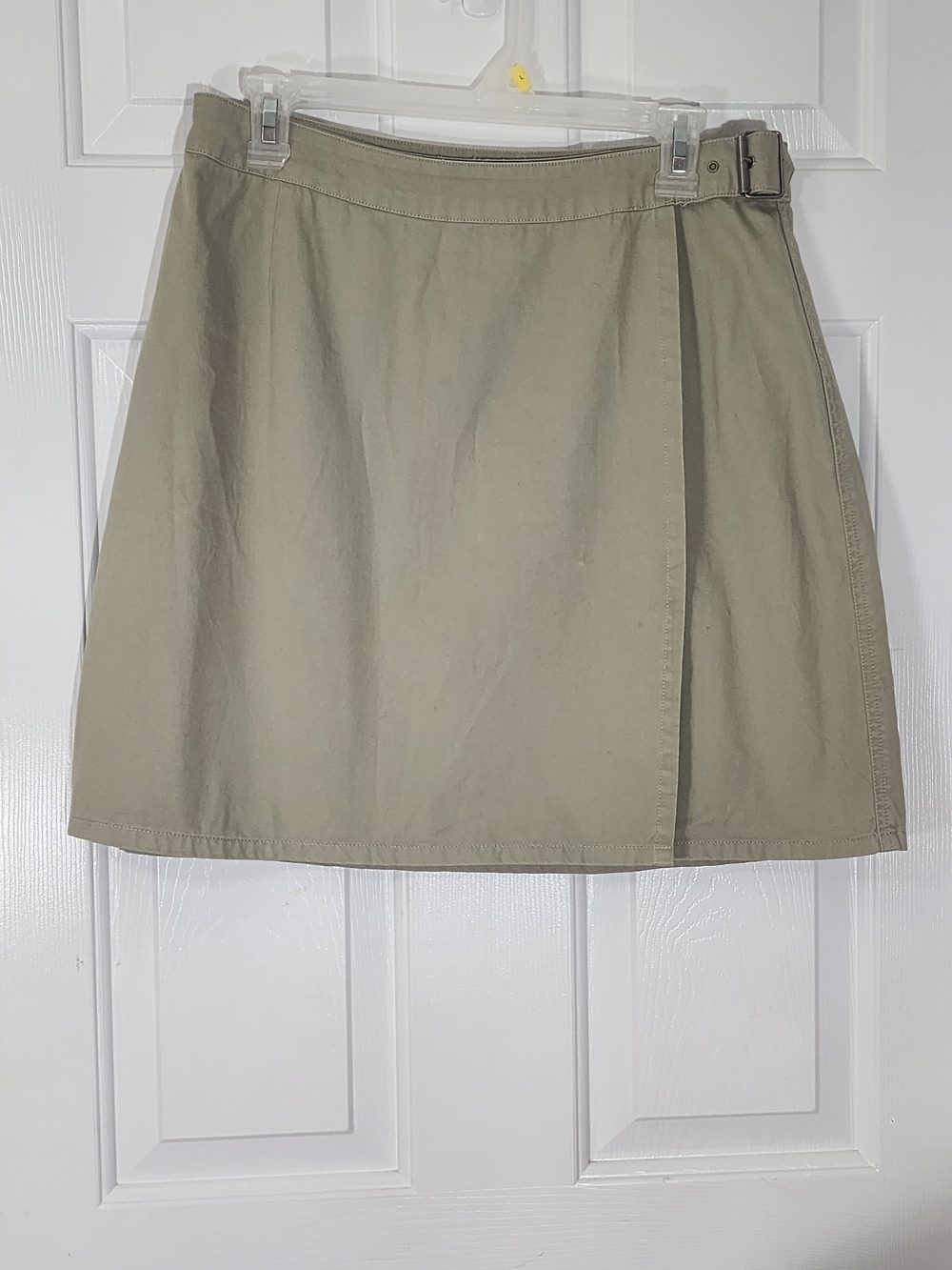 Eddie Bauer Khaki  Wrap Mini Skirt with Buckle Sz 12